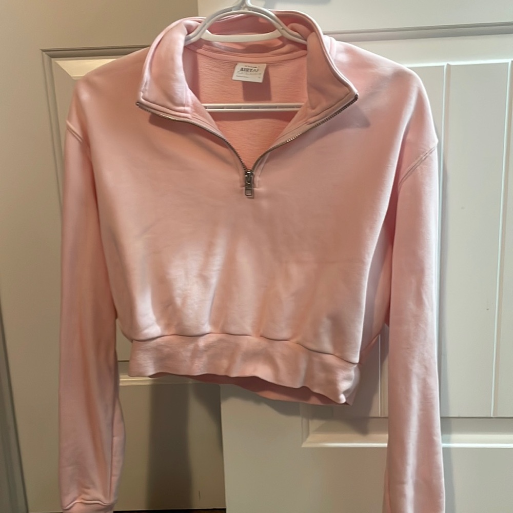 TNA cropped half zip pink